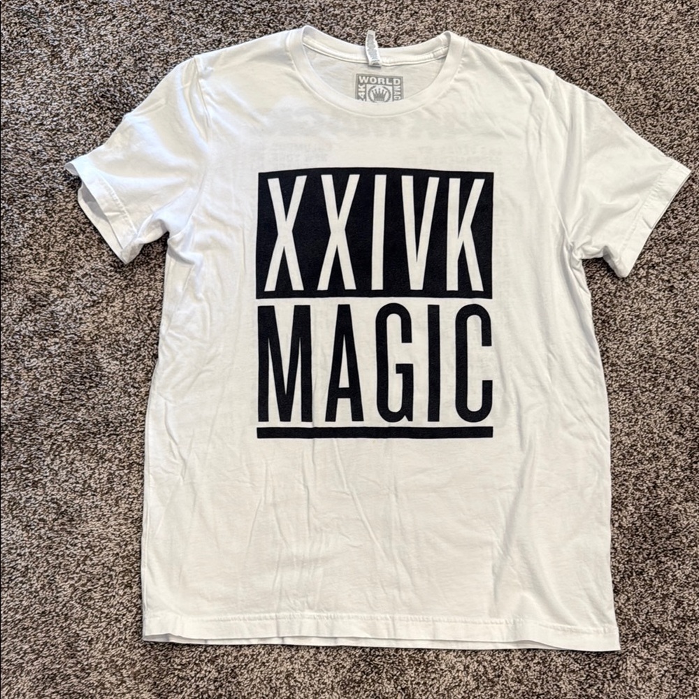 Bruno Mars 24K Magic 2017 World Tour Shirt, Large